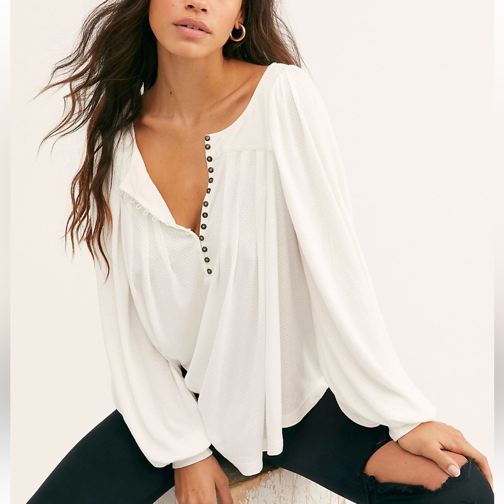 1520 Devin Top